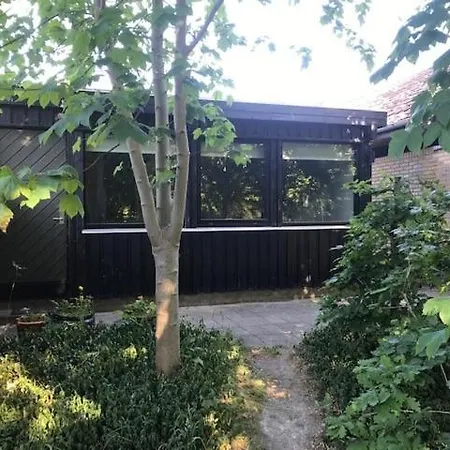 ホームステイ Anneks Ved Ostera *